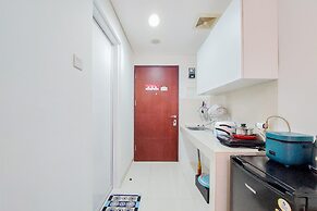 Cozy Living Studio Apartment Springwood Residence Tangerang