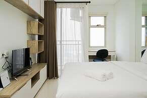 Cozy and Nice Studio Apartment at Springwood Residence