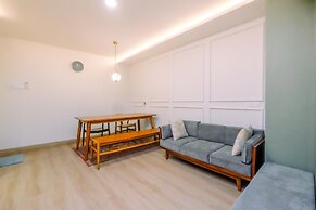 Modern Look 2BR at Sentul Tower Apartment