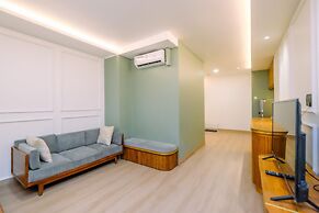 Modern Look 2BR at Sentul Tower Apartment