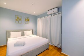 Modern Look 2BR at Sentul Tower Apartment