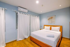 Modern Look 2BR at Sentul Tower Apartment