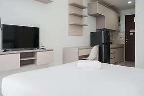 Elegant and Relaxing Studio Apartment at Springwood Residence