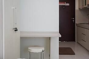 Comfort and Nice Studio Apartment at Springwood Residence