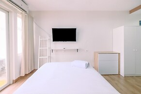 Cool and Warm Studio at Sentul Tower Apartment