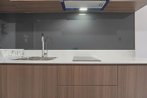 Cozy and Elegant Studio The Smith Alam Sutera Apartment