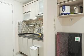 Modern Look and Homey Studio Kebayoran Icon Apartment