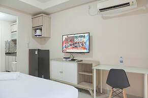 Modern Look and Homey Studio Kebayoran Icon Apartment