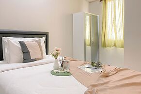 Cozy and Well Furnished Studio Grand Kamala Lagoon Apartment