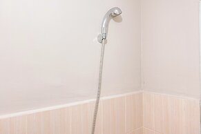 Cozy and Well Furnished Studio Grand Kamala Lagoon Apartment