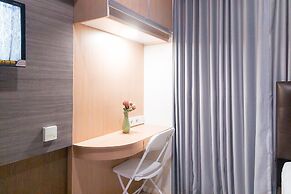 Cozy & Tranquil Studio Apartment at Springwood Residence