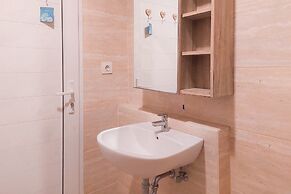 Good Deal and Homey 1BR Apartment Springwood Residence Tangerang