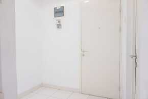 Cozy Living 1BR at Sentul Tower Apartment