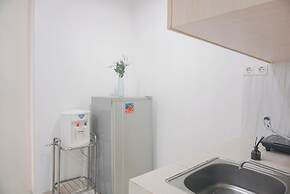 Cozy Living 1BR at Sentul Tower Apartment