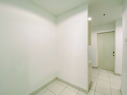 Comfort Living 1BR at Sentul Tower Apartment