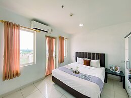 Comfort Living 1BR at Sentul Tower Apartment