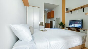 Warm Studio Apartment at M-Town Residence