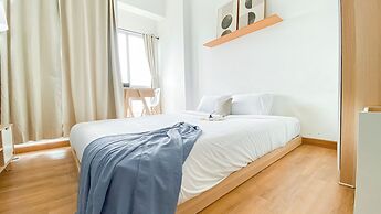 Warm Studio Apartment at M-Town Residence