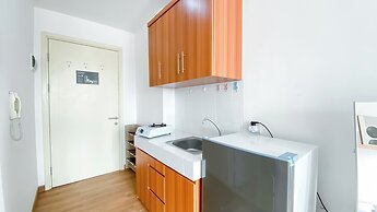 Warm Studio Apartment at M-Town Residence