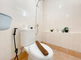 Comfy and Strategic 1BR with Extra Room at Bassura City Apartment