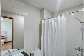 Elegant 2BR Apartment at The Reiz Condominium Medan