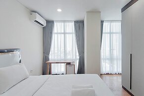 Elegant 2BR Apartment at The Reiz Condominium Medan