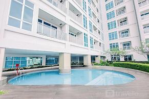 Elegant 2BR Apartment at The Reiz Condominium Medan