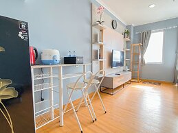 Warm and Cozy Studio at Sentul Tower Apartment