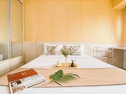 Relaxing Studio at Tamansari Mahogany Karawang Apartment