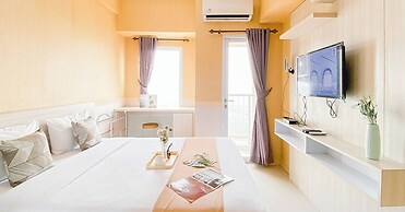 Relaxing Studio at Tamansari Mahogany Karawang Apartment