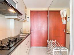 Relaxing Studio at Tamansari Mahogany Karawang Apartment