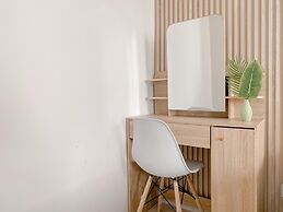 Fully Furnished and Cozy Studio Daan Mogot City Apartment