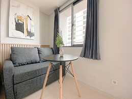 Fully Furnished and Cozy Studio Daan Mogot City Apartment