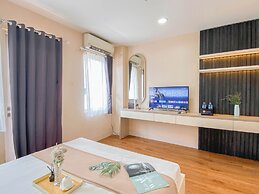 Warm and Cozy 1BR without Living Room at Sentul Tower Apartment