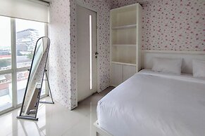 Comfy and Warm Studio at The Square Surabaya Apartment