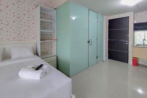 Comfy and Warm Studio at The Square Surabaya Apartment