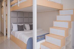 Combined and Spacious 1BR Apartment at Parkland Avenue