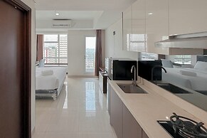 Tidy and Strategic Location Studio Grand Sungkono Lagoon Apartment