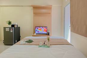 Nice Studio Green Pramuka City Apartment near Shopping Center