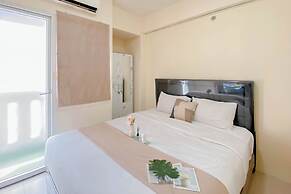 Nice Studio Green Pramuka City Apartment near Shopping Center