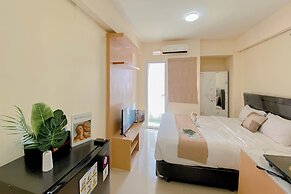 Nice Studio Green Pramuka City Apartment near Shopping Center