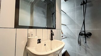 Best Deal Studio (No Kitchen) Apartment Tokyo Riverside PIK 2