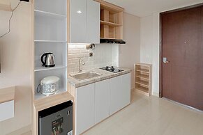 Studio Modern Style at Grand Sungkono Lagoon Apartment