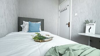 Nice and Comfortable 2BR Apartment at Daan Mogot City