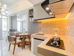 Cozy and Modern 2BR Apartment at Vasanta Innopark