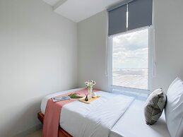 Cozy and Modern 2BR Apartment at Vasanta Innopark