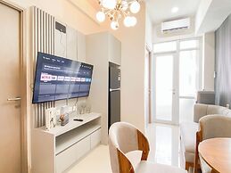 Cozy and Modern 2BR Apartment at Vasanta Innopark