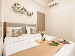 Cozy and Modern 2BR Apartment at Vasanta Innopark