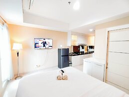 Stunning Studio with Strategic Location at Grand Sungkono Lagoon Apart