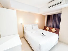 Stunning Studio with Strategic Location at Grand Sungkono Lagoon Apart